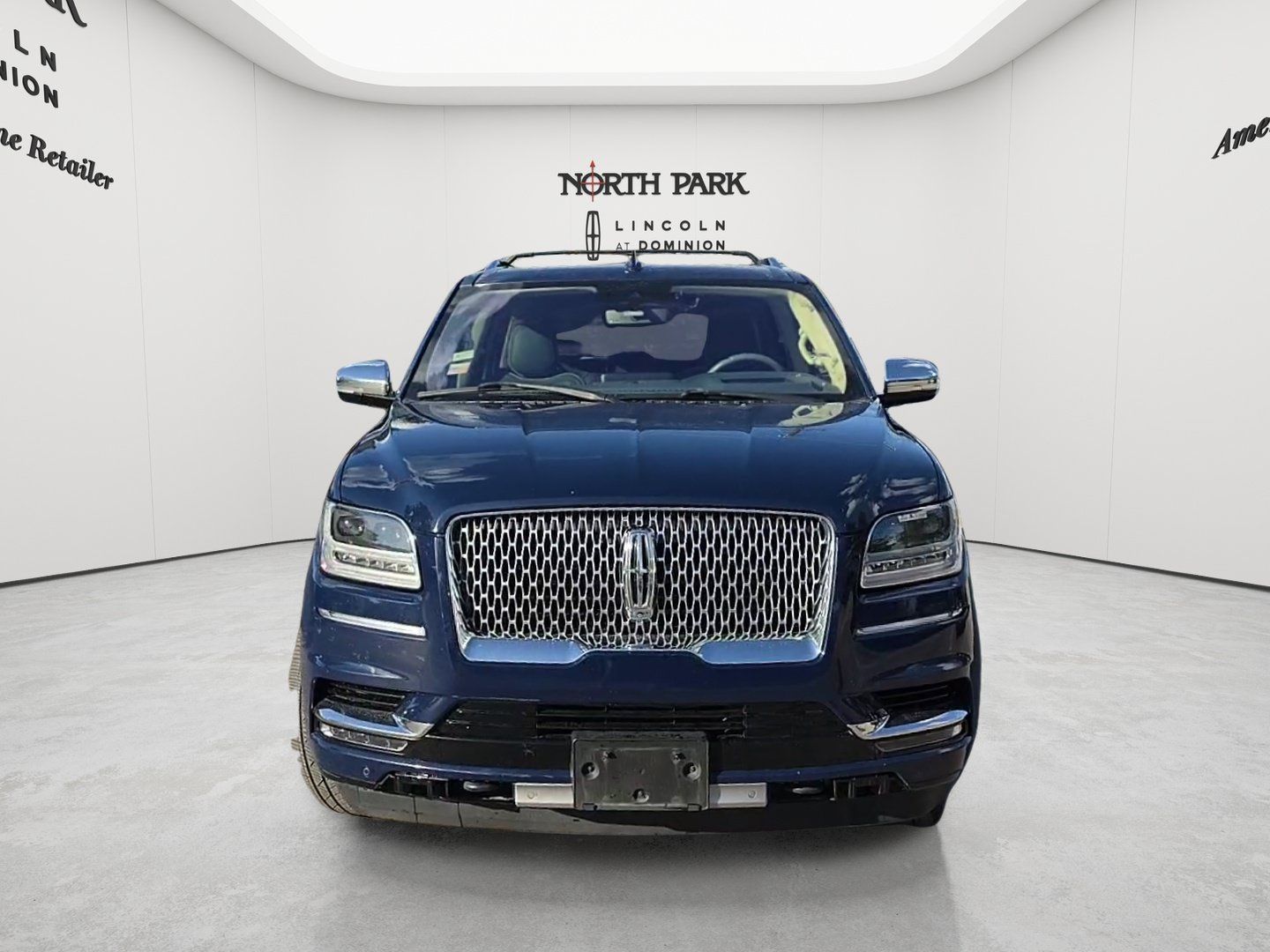 Used 2018 Lincoln Navigator Black Label w/ Cargo Package AWD/4WD image 8
