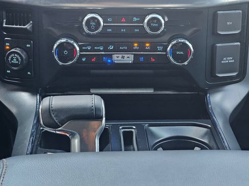 Used 2025 Ford F150 Lariat w/ Equipment Group 501A Mid AWD/4WD image 13