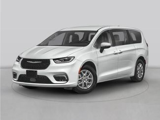 Used 2023 Chrysler Pacifica Touring-L FWD video 1