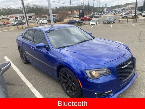 Used 2020 Chrysler 300 S w/ S Model Appearance Package image 6