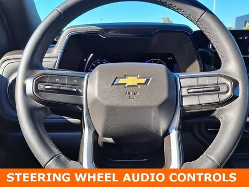 Used 2024 Chevrolet Colorado LT w/ LT Convenience Package II image 10