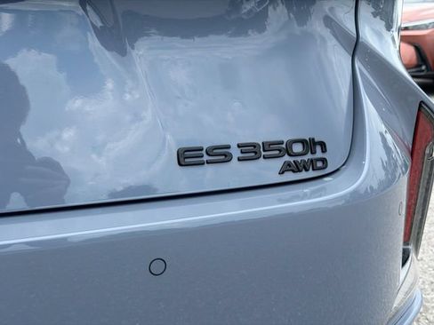 New 2026 Lexus ES 350h AWD w/ Cold Area Package image 10