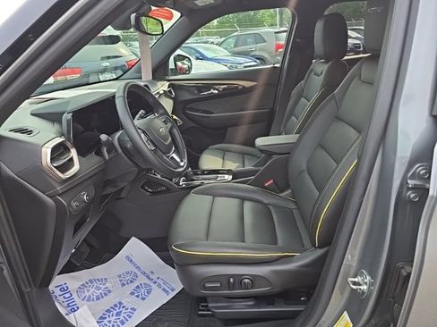 Used 2024 Chevrolet TrailBlazer ACTIV w/ Convenience Package AWD/4WD image 23