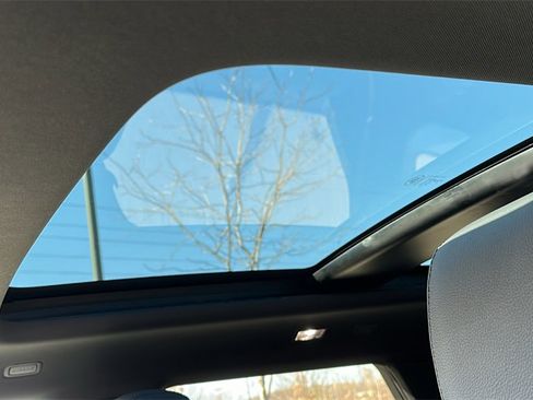 New 2026 Land Rover Range Rover Evoque S image 12