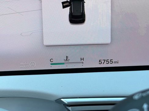 Used 2026 Genesis GV70 2.5T Advanced image 42