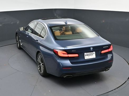 Used 2023 BMW 530e xDrive w/ Convenience Package image 33