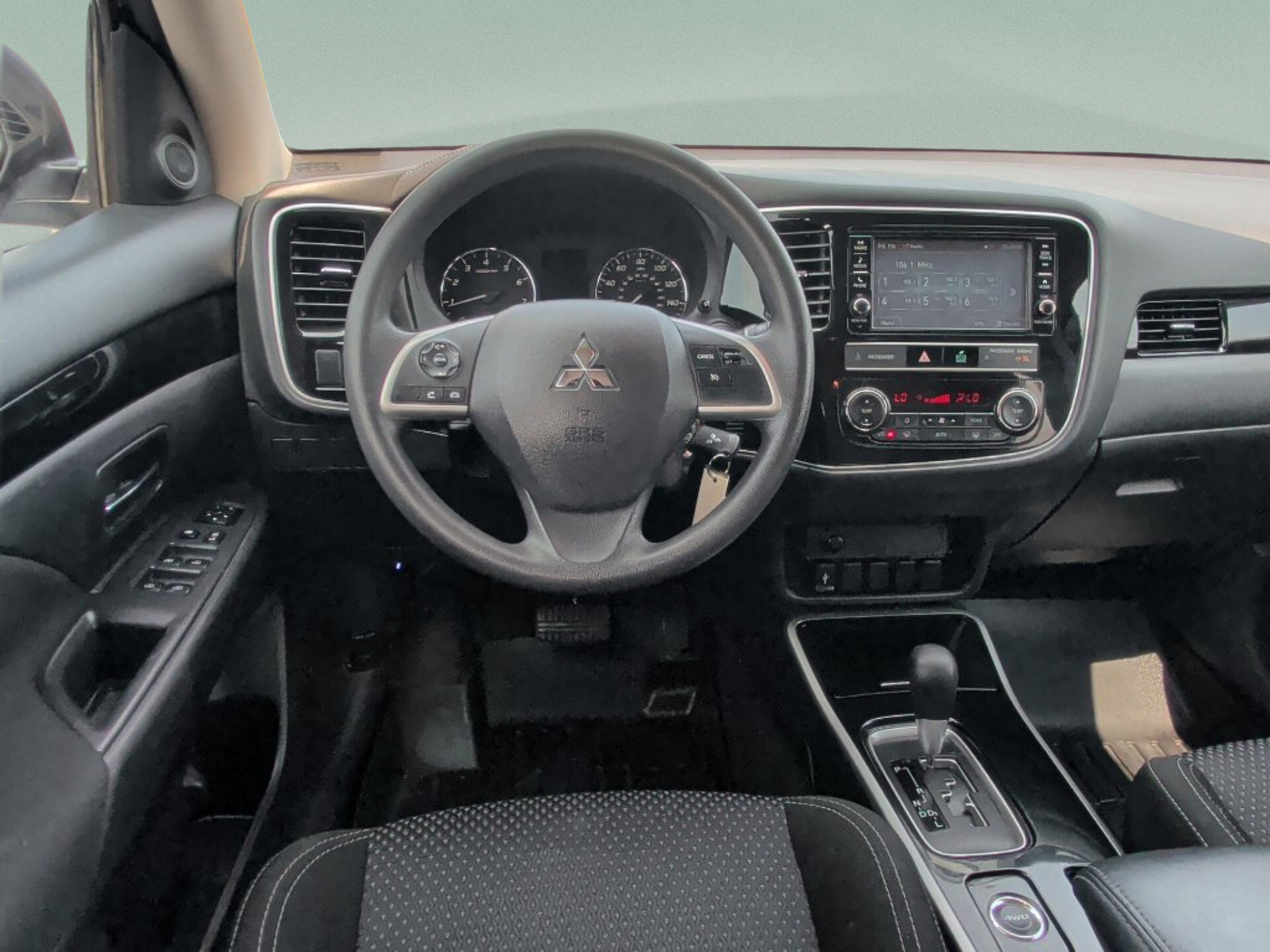 Used 2019 Mitsubishi Outlander ES AWD/4WD image 29