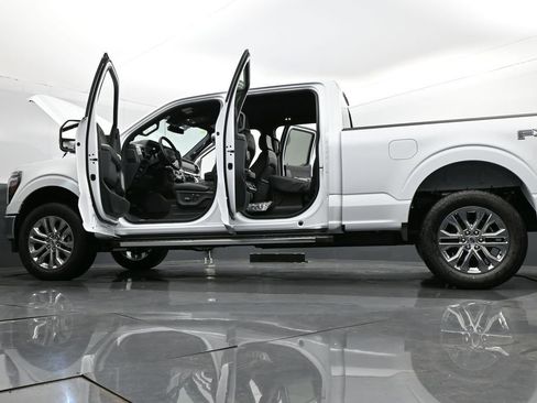 New 2025 Ford F150 Lariat w/ Equipment Group 502A High image 35