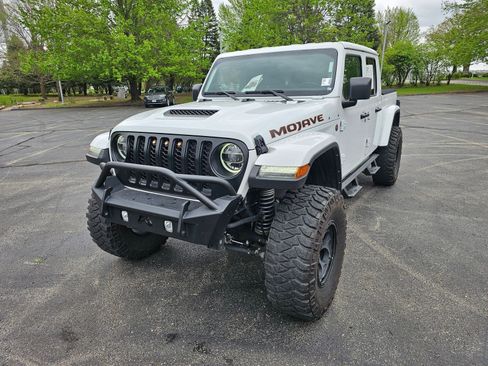 Used 2022 Jeep Gladiator Mojave w/ LED Lighting Group AWD/4WD image 2