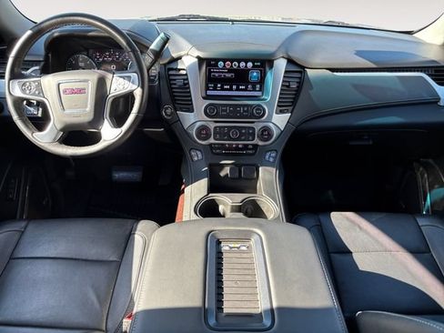 Used 2017 GMC Yukon SLT w/ Open Road Package AWD/4WD image 10