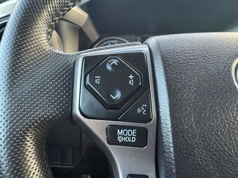 Certified 2022 Toyota Tacoma SR5 image 30