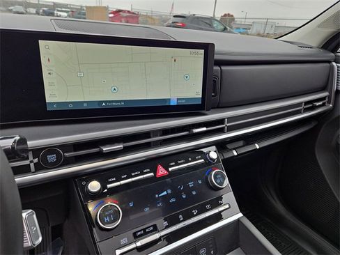 Used 2024 Hyundai Santa Fe XRT image 12