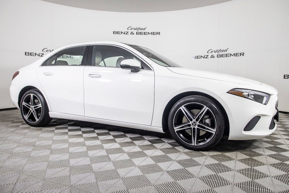 Used 2022 Mercedes-Benz A 220 image 2
