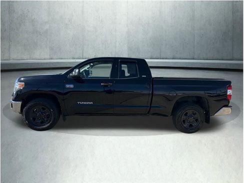 Used 2014 Toyota Tundra SR5 image 2