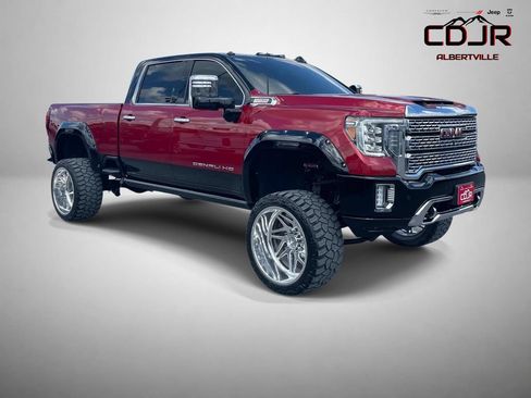 Used 2022 GMC Sierra 2500 Denali AWD/4WD image 1