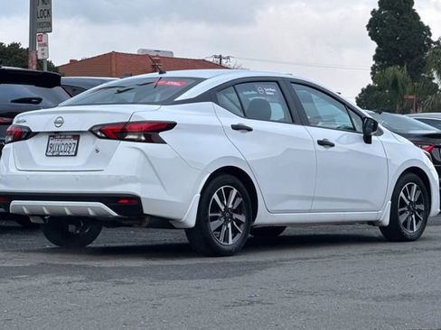 Used 2025 Nissan Versa S w/ S Plus Package image 4