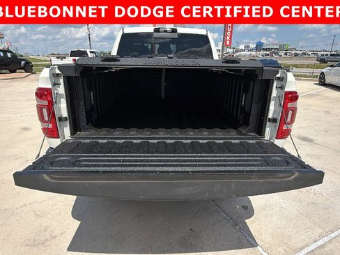 Used 2022 RAM 3500 Limited AWD/4WD image 23