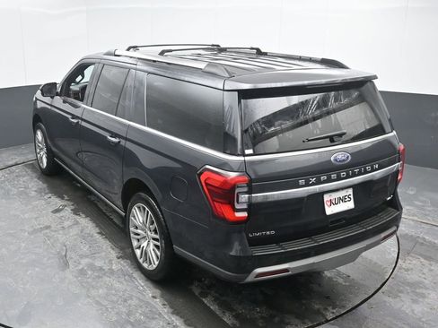 Used 2023 Ford Expedition Max Limited image 21