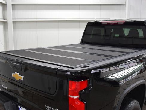 Used 2024 Chevrolet Silverado 3500 High Country w/ Technology Package AWD/4WD image 27