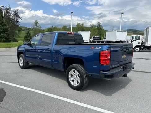 Used 2018 Chevrolet Silverado 1500 LT w/ All Star Edition AWD/4WD image 5