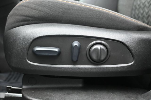 Used 2024 Chevrolet Equinox LT AWD/4WD image 16