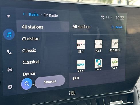 Used 2023 Toyota RAV4 XLE Premium image 20