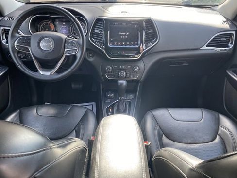 Used 2019 Jeep Cherokee Limited w/ Luxury Group image 37