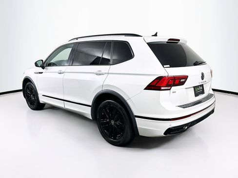 Used 2022 Volkswagen Tiguan SE R-Line FWD image 5
