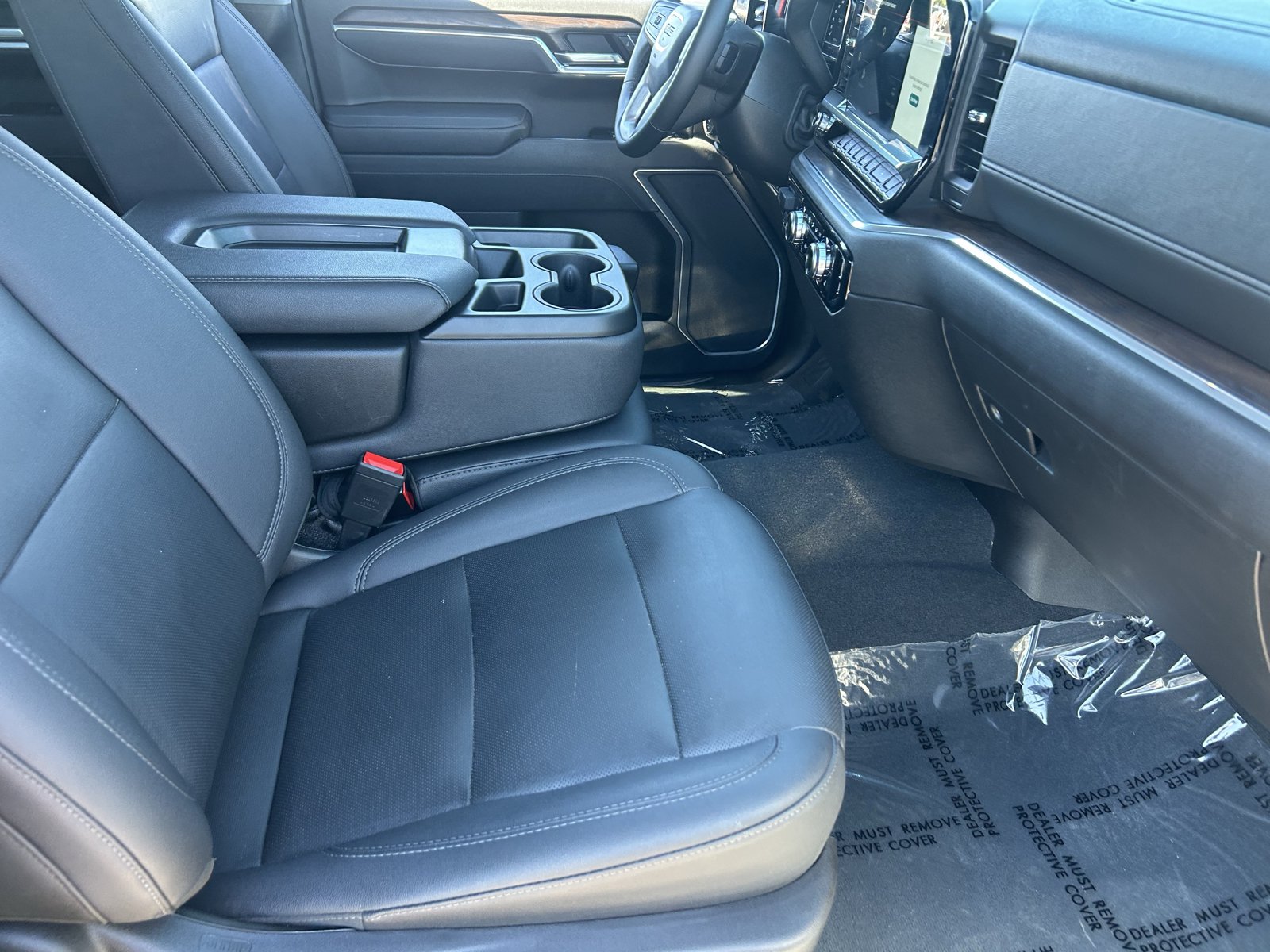 Certified 2025 GMC Sierra 1500 SLT RWD image 11