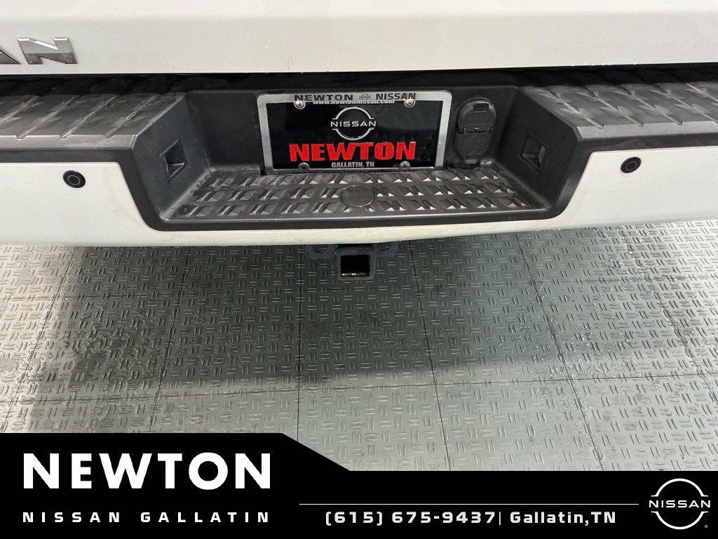 Used 2019 Nissan Titan SV w/ SV Convenience Package RWD image 10