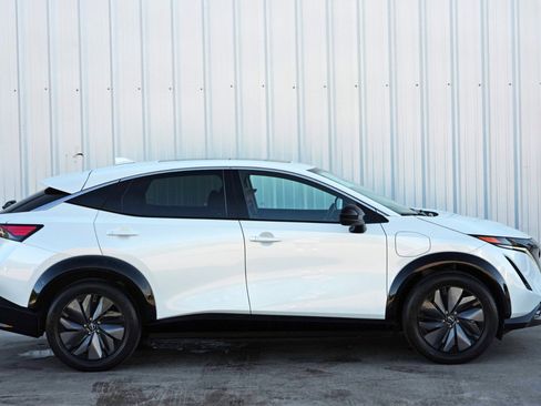 Used 2025 Nissan Ariya FWD image 53