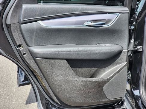 Used 2022 Cadillac XT5 Luxury w/ LPO, Floor Liner Package FWD image 22