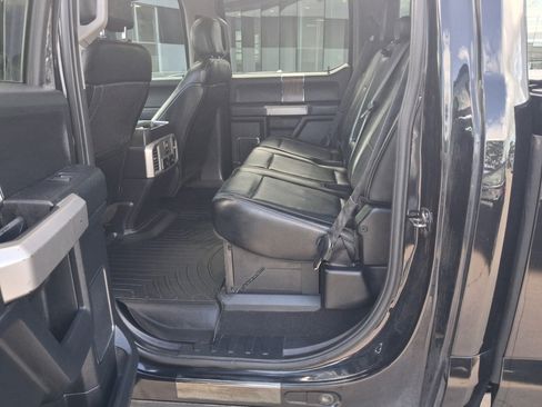 Used 2019 Ford F250 Lariat w/ Lariat Ultimate Package AWD/4WD image 5
