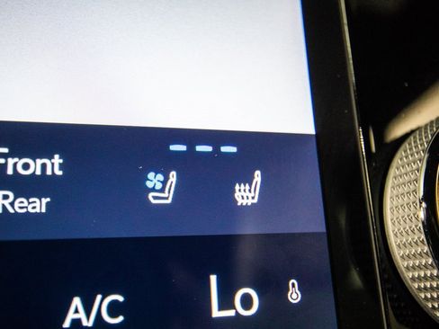 Used 2023 Lexus RX 350 Premium image 25