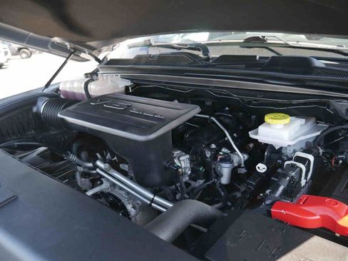 Used 2025 RAM 1500 Tradesman AWD/4WD image 13