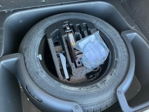 Used 2014 Jeep Grand Cherokee Limited w/ Trailer Tow Group IV image 24