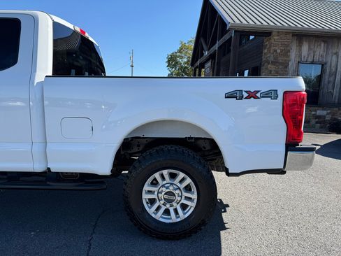 Used 2019 Ford F250 XLT w/ XLT Value Package image 34
