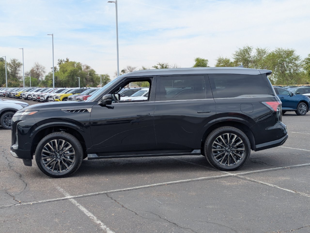 Certified 2026 INFINITI QX80 Autograph AWD/4WD image 3
