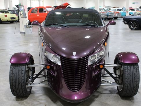 Used 1999 Plymouth Prowler RWD image 33