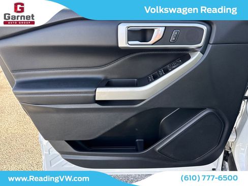 Used 2020 Ford Explorer XLT w/ Equipment Group 202A image 11