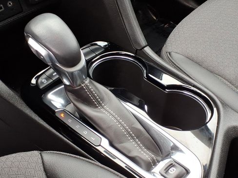 Used 2023 Buick Encore GX Preferred w/ Cold Weather Comfort Package image 21