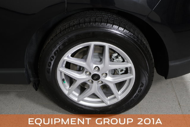 Used 2024 Ford Edge SEL AWD/4WD image 11