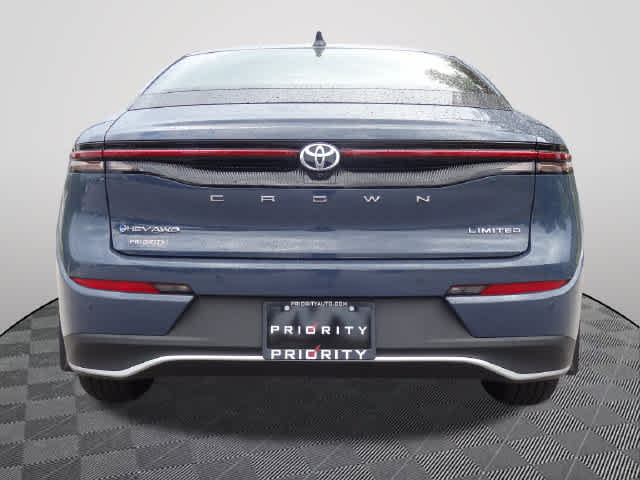 Certified 2026 Toyota Crown AWD/4WD image 3
