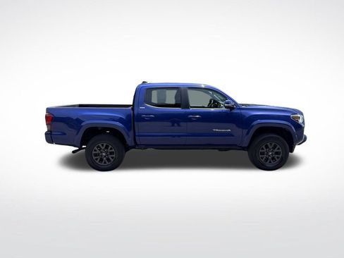 Used 2023 Toyota Tacoma SR5 w/ Technology Package AWD/4WD image 4