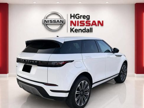 Used 2024 Land Rover Range Rover Evoque S AWD/4WD image 2