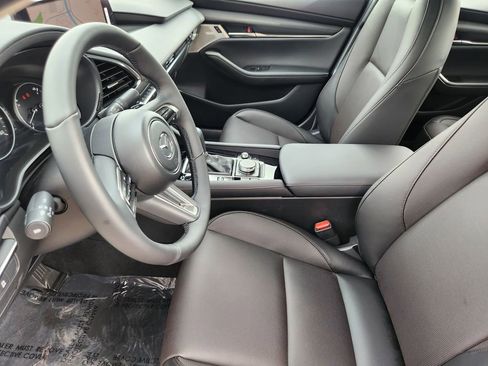 New 2026 MAZDA MAZDA3 2.5 Turbo Sedan w/Premium Plus image 4