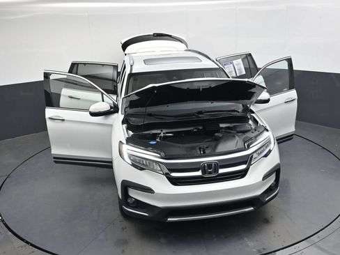 Used 2022 Honda Pilot Touring image 42