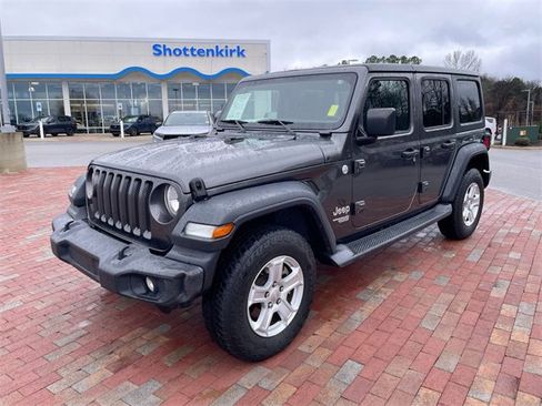 Used 2018 Jeep Wrangler Unlimited Sport S image 32