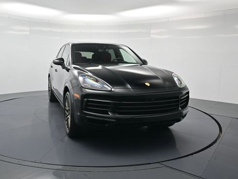 Used 2023 Porsche Cayenne S Platinum image 33