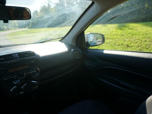 Used 2017 Mitsubishi Mirage ES image 31